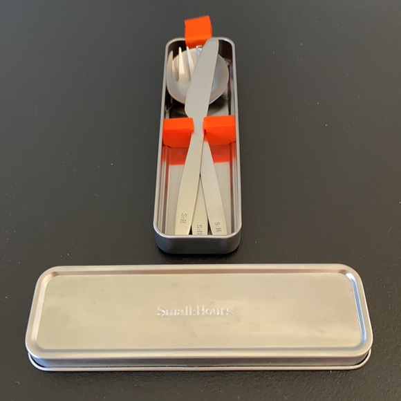 Sustainable Kitchen Ware—Bamboo Strainer/Pour Bowl and On-The-Go Cutlery Set - Picture 5 of 8